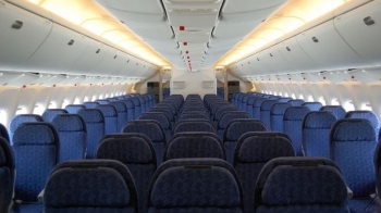 Cila është ulësja më e sigurt në një aeroplan?