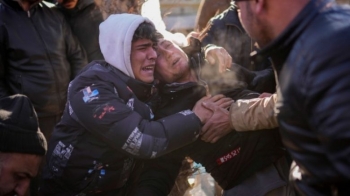 Numri i të vdekurve nga tërmeti në Turqi dhe Siri ka shkuar në mbi 21 mijë