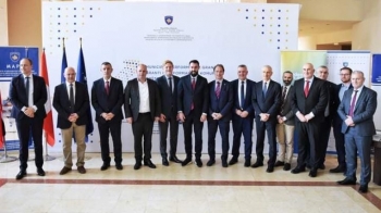 Gjashtë komunat me performancën më të mirë në Kosovë shpërblehen me 7.85 milionë euro