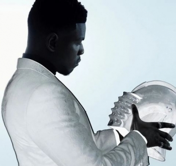 John Boyega merr pjesë në The Freshening