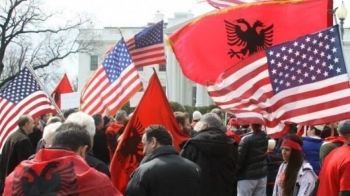 Shqiptarët e Amerikës protestojnë të enjten kundër “presionit ndaj Kosovës” në dialog