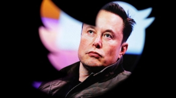 Elon Musk pranon se Twitter tani vlen më pak se sa gjysma e asaj që ka paguar