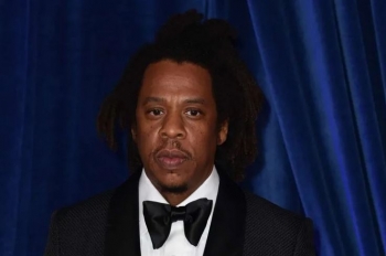 Jay-Z i rikthehet skenës me remixin e “Empire State Of Mind”