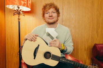 Ed Sheeran do të performojë në Academy of Country Music Awards