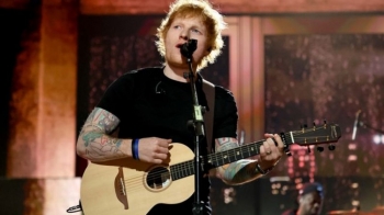 Ed Sheeran thyen rekorde në stadiumin MetLife me mbi 173 mijë pjesëmarrës në koncert 
