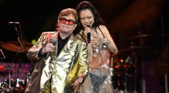 Elton John performon për herë të fundit në “Glastonbury” në Mbretërinë e Bashkuar