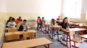 Në Gjimnazin “Sami Frashëri” 250 nxënës të tri shkollave i nënshtrohen Testit të Arritshmërisë