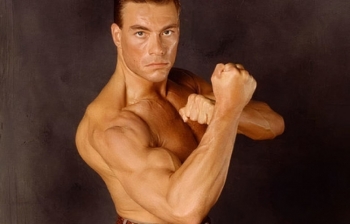  Aktori i famshëm luftarak, Jean-Claude Van Damme viziton Kosovën 