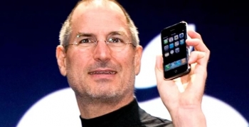 iPhone i 2007-s shitet për 190,000 dollarë