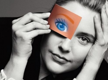 Regjisorja e Barbie, Greta Gerwig është e hapur për filmin e Bond