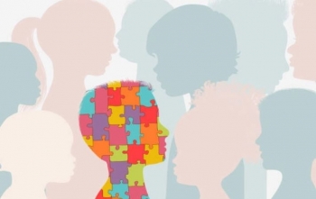 Studimi i autizmit zbulon faktorët e rinj gjenetikë dhe rolin e tyre në vonesën gjuhësore