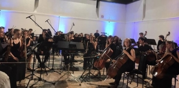 “Orkestra e të Rinjve të Ballkanit Perëndimor” thyen kufijtë e politikës