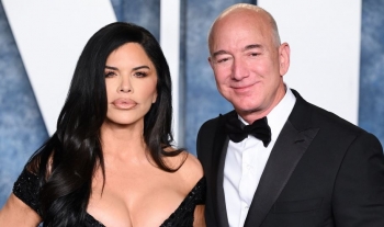 Jeff Bezos dhe Lauren Sanchez dhurojnë 100 milionë dollarë për Mauin