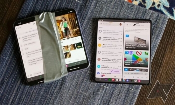 Dy iPhona të ngjitur punojnë si një Samsung Galaxy Fold
