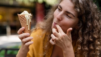 Përse është mirë të hani akullore? 