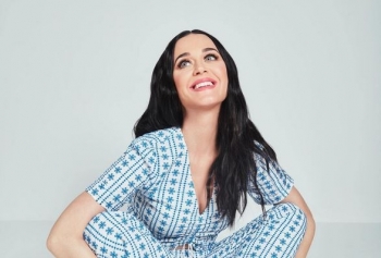 Katy Perry fiton 225 milionë dollarë duke shitur pesë albume