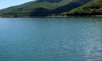 Qytetarët të pasigurt për përdorimin e ujit nga Liqeni i Badocit