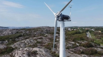 Turbina me erë prej druri më e lartë në botë vendoset në Suedi 