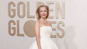 Pse Gillian Anderson dhe ky fustan tronditi tapetin e kuq të Golden Globes