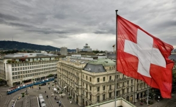 Arsyet pse të huajt duan të qëndrojnë dhe të dalin në pension në Zvicër