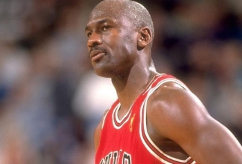​Atletet e Michael Jordan shiten për 8 milionë dollarë në ankand