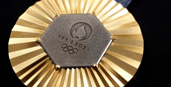Medaljet Olimpike Paris 2024 të përbëra me hekur nga Kulla Eiffel