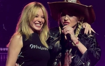 Kylie Minogue është shfaqur surprizë gjatë koncertit të Madonna-s në Los Anxhelos