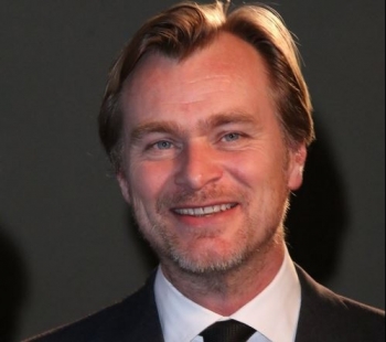 Sa fitoi regjisori Christopher Nolan nga “Oppenheimer”?