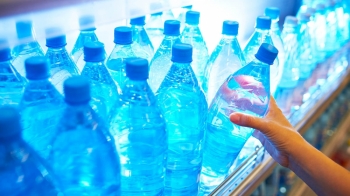 Sa herë duhen rimbushur shishet plastike të ujit? 
