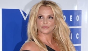 Britney Spears pretendon se dikush i vodhi bizhuteritë