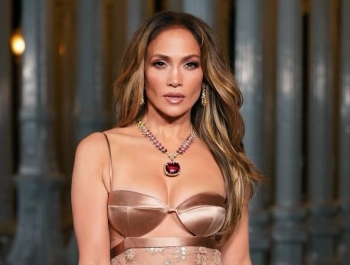 Jennifer Lopez: Inteligjenca artificiale e frikshme!