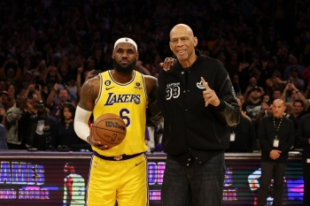 Lebron James ka ri-nënshkruar me Lakers për një marrëveshje maksimale prej 104 milionë dollarësh 2-vjeçare.