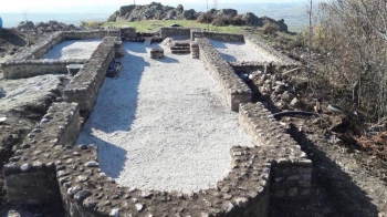 Zbulohet një altar i kohës romake në Drenicë, gërmimet arkeologjike vazhdojnë