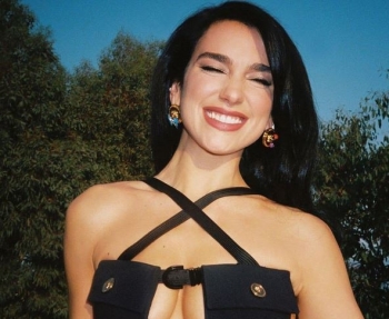  Dua Lipa shënon tjetër sukses - bëhet zyrtarisht me 10 këngë me mbi një miliard dëgjime në Spotify