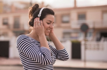 Si ndikon muzika në jetën emocionale të njeriut?