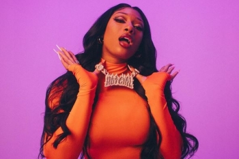 Megan Thee Stallion konfirmon romancën me Torrey Craig?