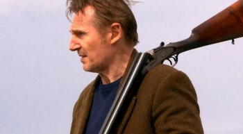 Liam Neeson synon të drejtojë filmin e ri të Heist me aktorët e rinj