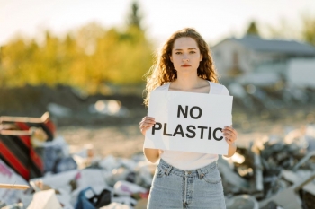 Los Angeles County po përballet me Pepsi dhe Coca-Cola për rolin e tyre në ndotjen plastike.