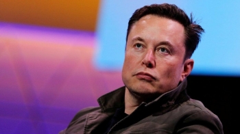 Elon Musk ofron 97.4 miliardë dollarë për të blerë OpenAI