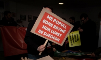 ‘Asnjë Cent Më Shumë’ sot dorëzojnë padi kundër ZRRE-së 