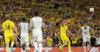 Tifozi norvegjez shkëmben pesë kilogramë peshk të tharë për një biletë gjysmëfinale të Europa League