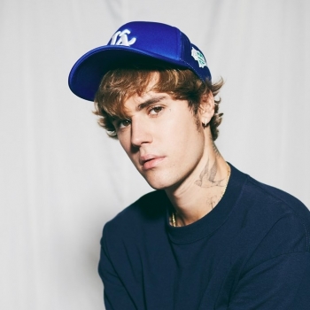 Bieber fitoi 1 miliard dollar, por u detyrua ta shiste katalogun muzikor para bankrotit në 2022!