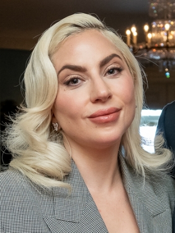 Lady Gaga ka pranuar se të bërit muzikë i duket si 