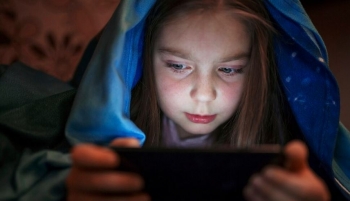 61% e njerëzve luajnë lojëra mobile në shtrat – dhe Fortnite rikthehet pas 5 vitesh në App Store