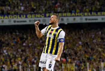  Arrihet marrëveshja mes palëve, Edin Dzeko do të luaj sërish në Serie A 