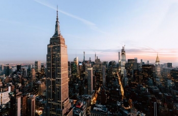 New York-u shpallet sërish qyteti më i pasur në botë për vitin 2025