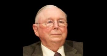 Tri mënyrat si edhe më të mençurit mund të falimentojnë, sipas Charlie Munger