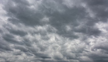 Ulje e temperaturave- ka mundësi të ketë vetëtimë dhe bubullimë