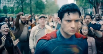 “Superman” i James Gunn: Një fillim i çuditshëm për universin e ri të DC-së