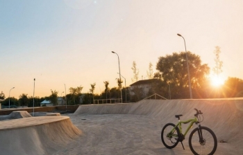 Prishtina inauguron skate parkun e parë për të rinjtë dhe sportdashësit